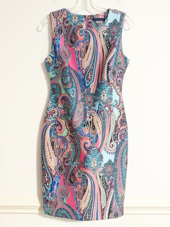 Tommy Hilfiger Dresses & Skirts - Tommy Hilfiger Pink Blue Paisley Sleeveless Stretch Sheath Dress - Size 4